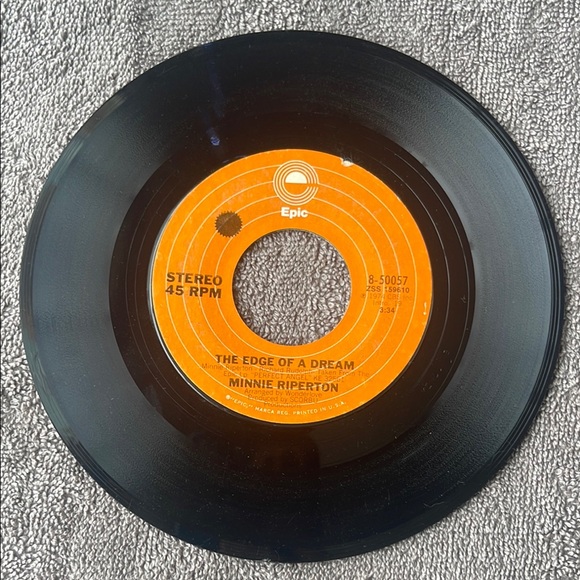 Minnie Riperton 45 rpm Epic vintage Vinyl Record - Picture 1 of 4